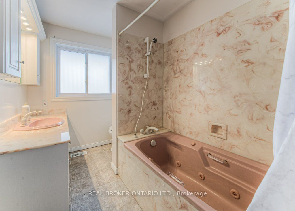 12 Snyder Avenue Property Photo 21