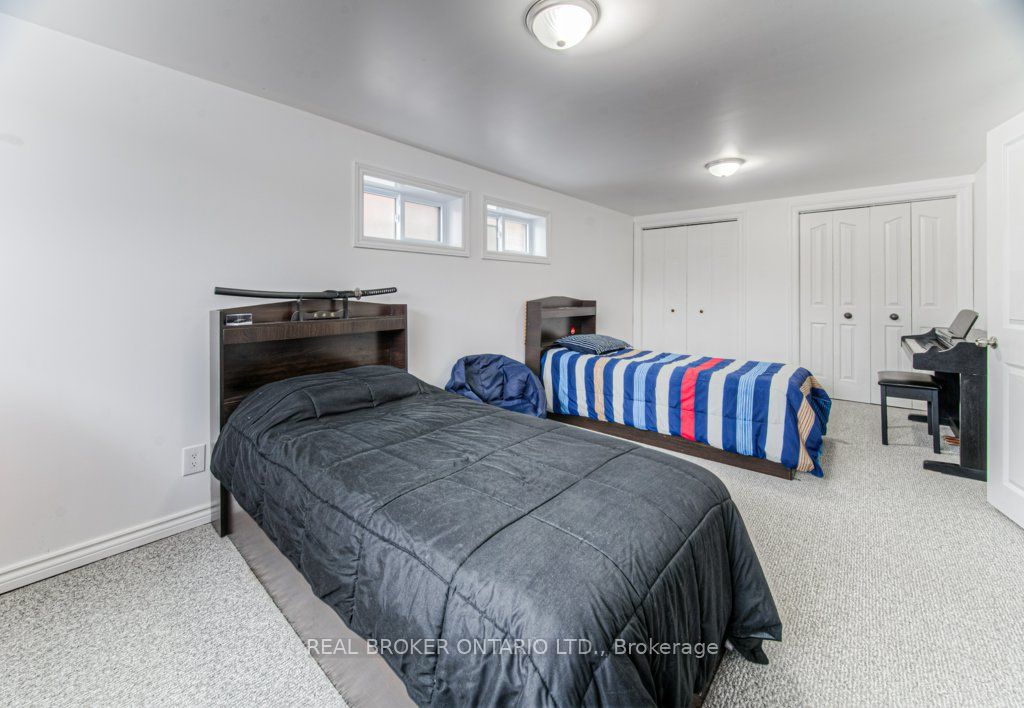 12 Snyder Avenue Property Photo 22