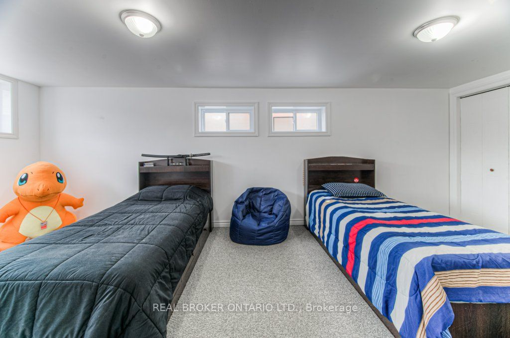 12 Snyder Avenue Property Photo 23