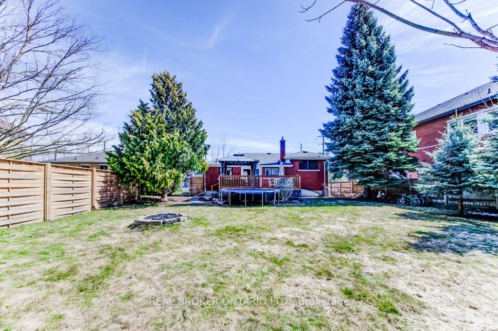 12 Snyder Avenue Property Photo 32