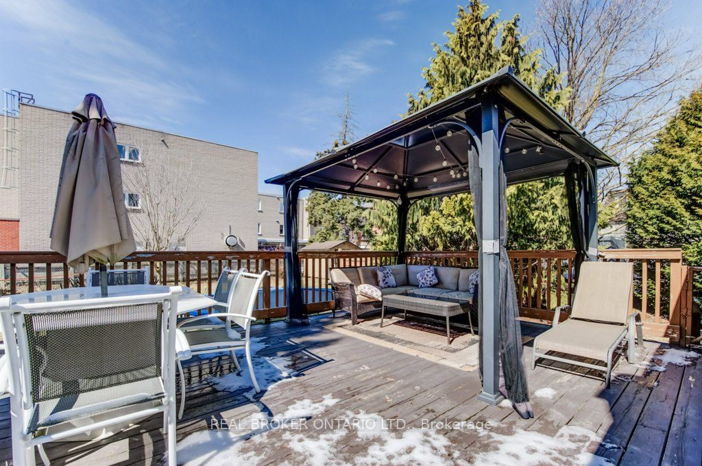 12 Snyder Avenue Property Photo 35