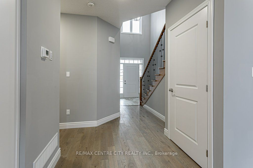 1596 Noah Bend Property Photo 16