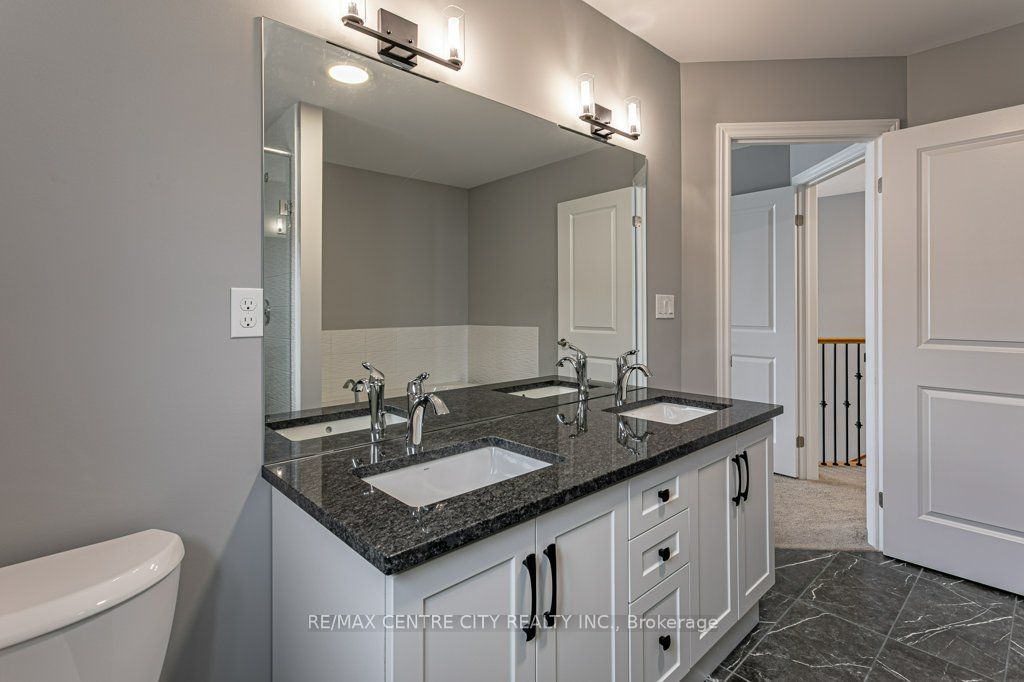 1596 Noah Bend Property Photo 22