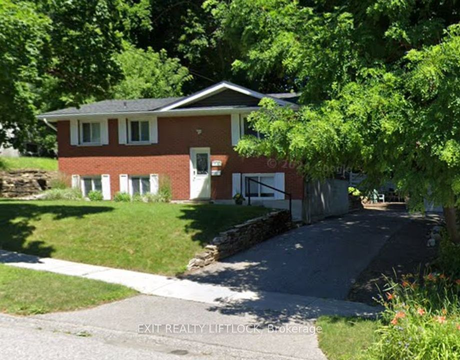 210 Antrim Street Property Photo