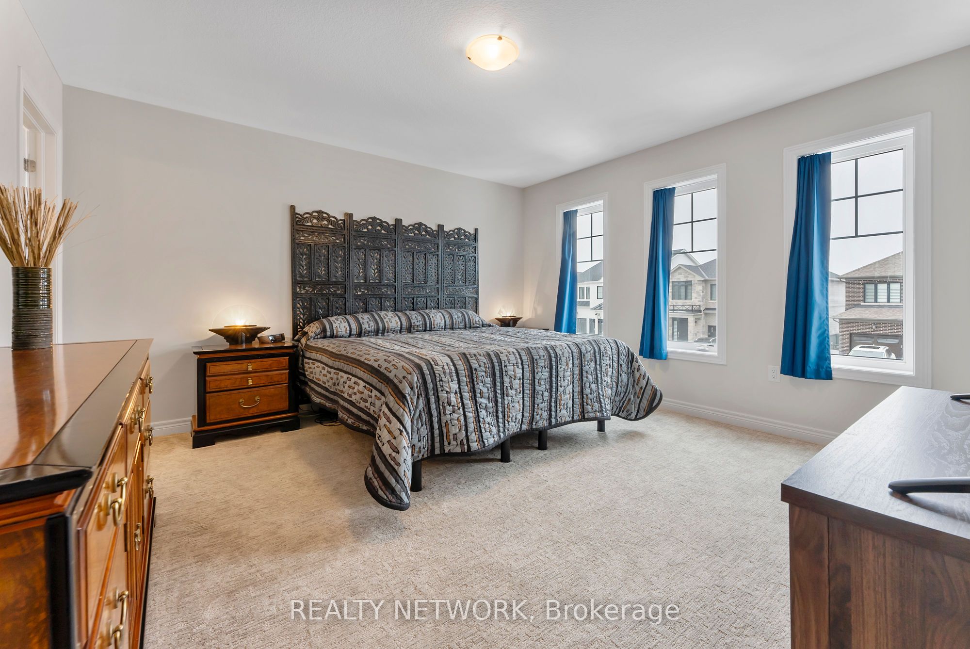 107 Starfire Crescent Property Photo 25