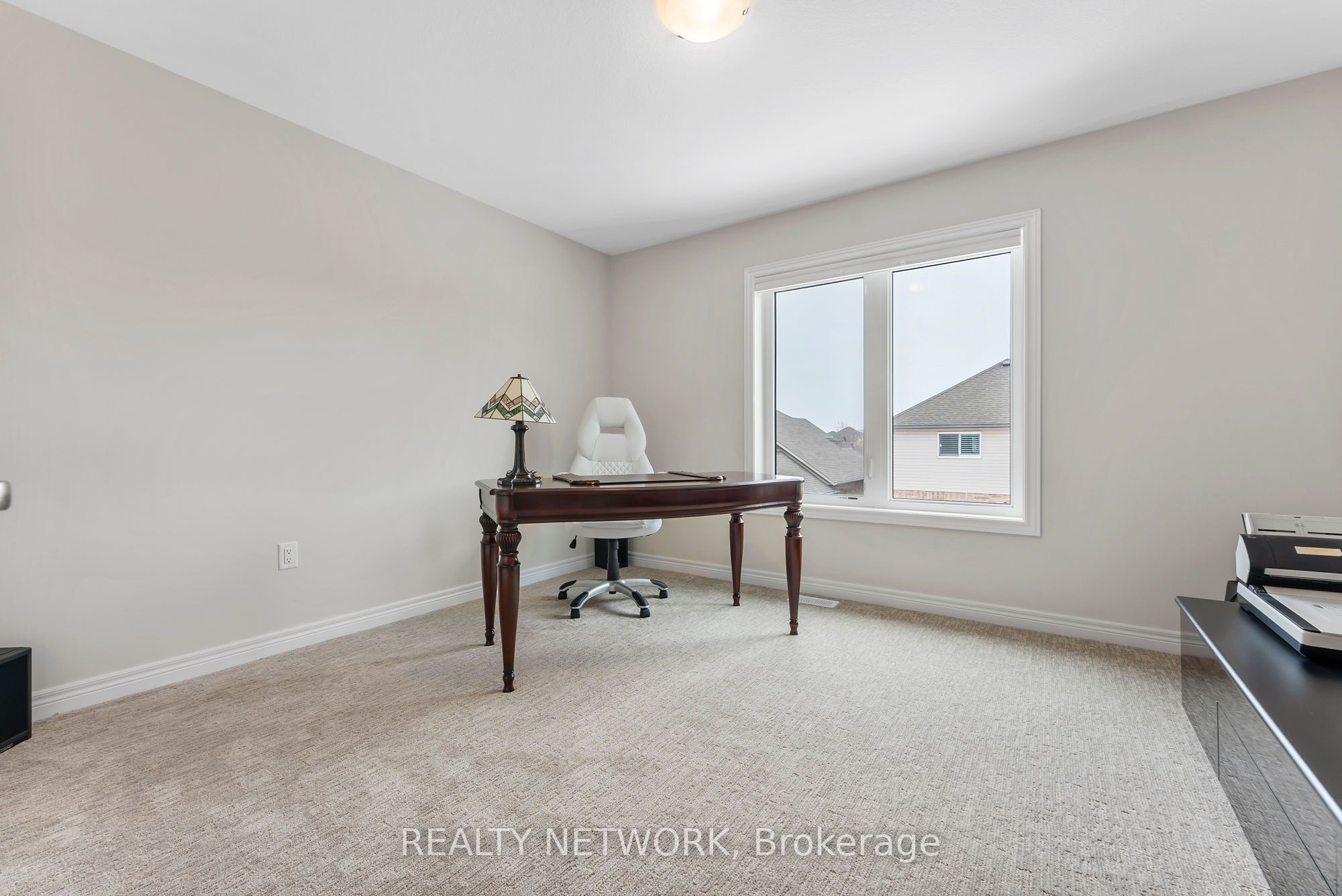 107 Starfire Crescent Property Photo 29