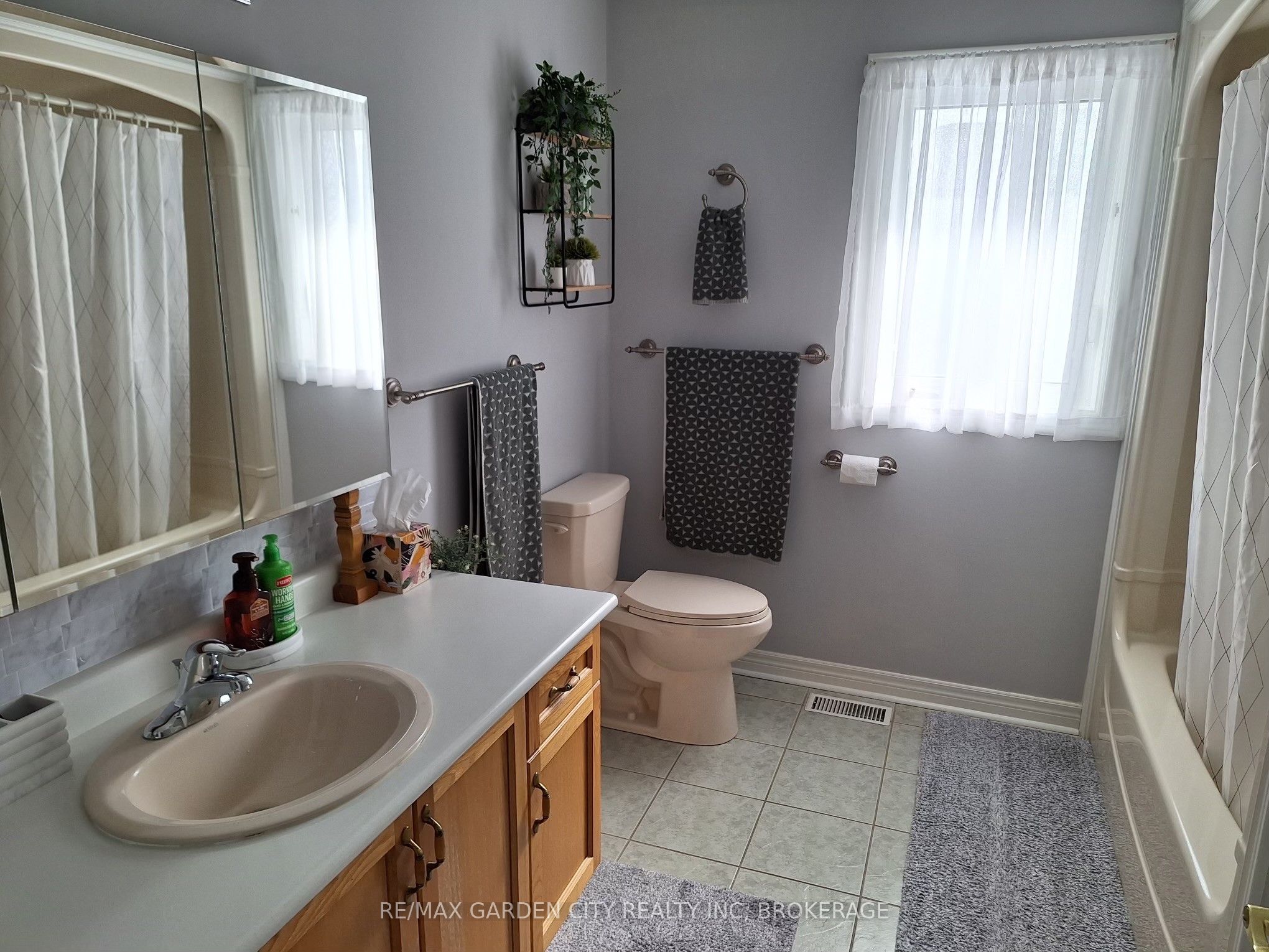 9 Drapers Street Property Photo 8