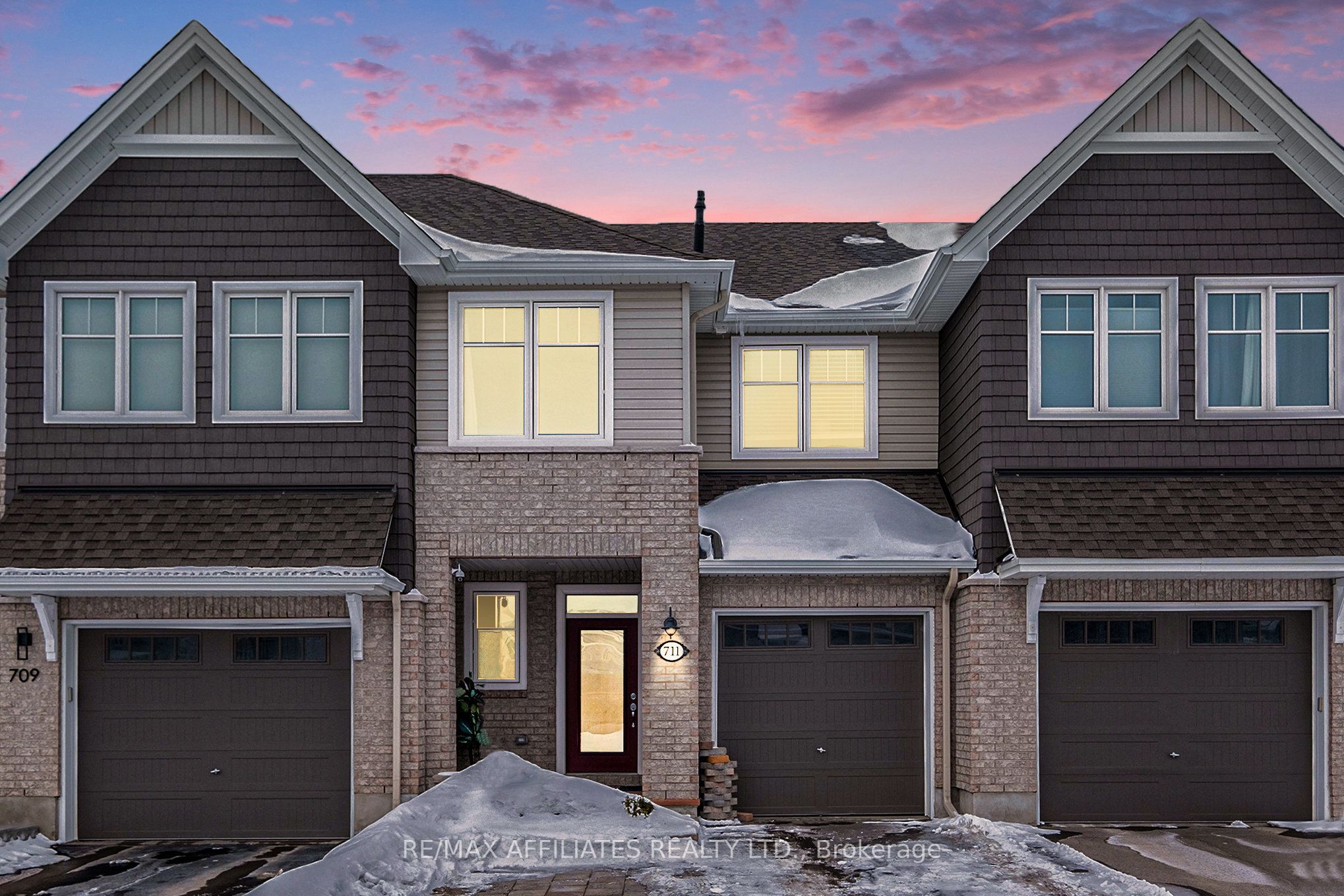 711 Cap Diamant Way Property Photo