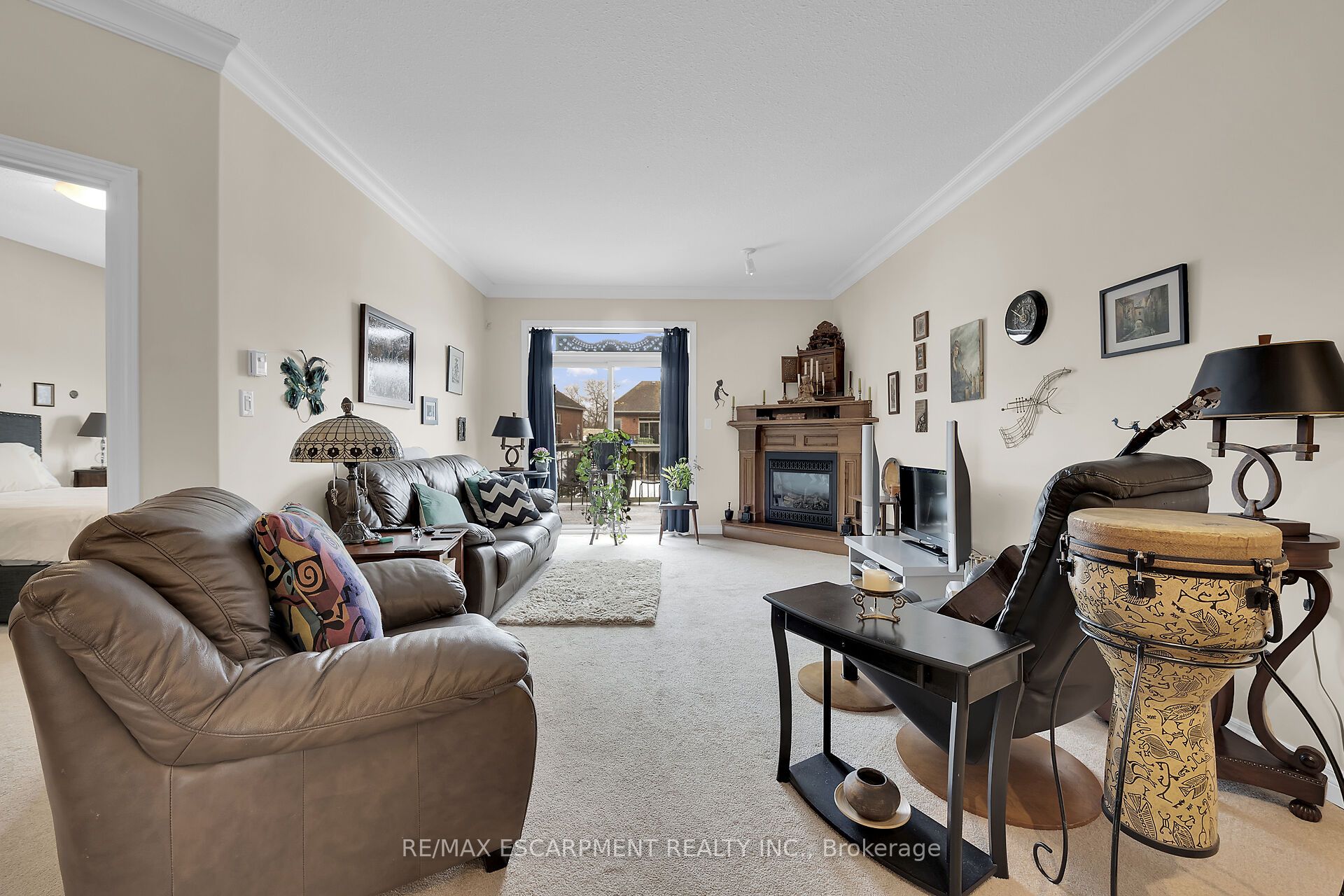 15 Iron Bridge Court Property Photo 12
