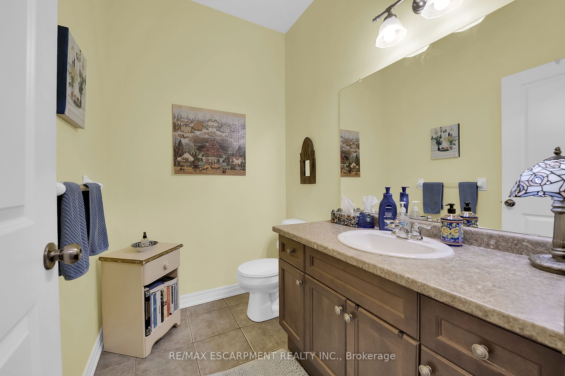 15 Iron Bridge Court Property Photo 22