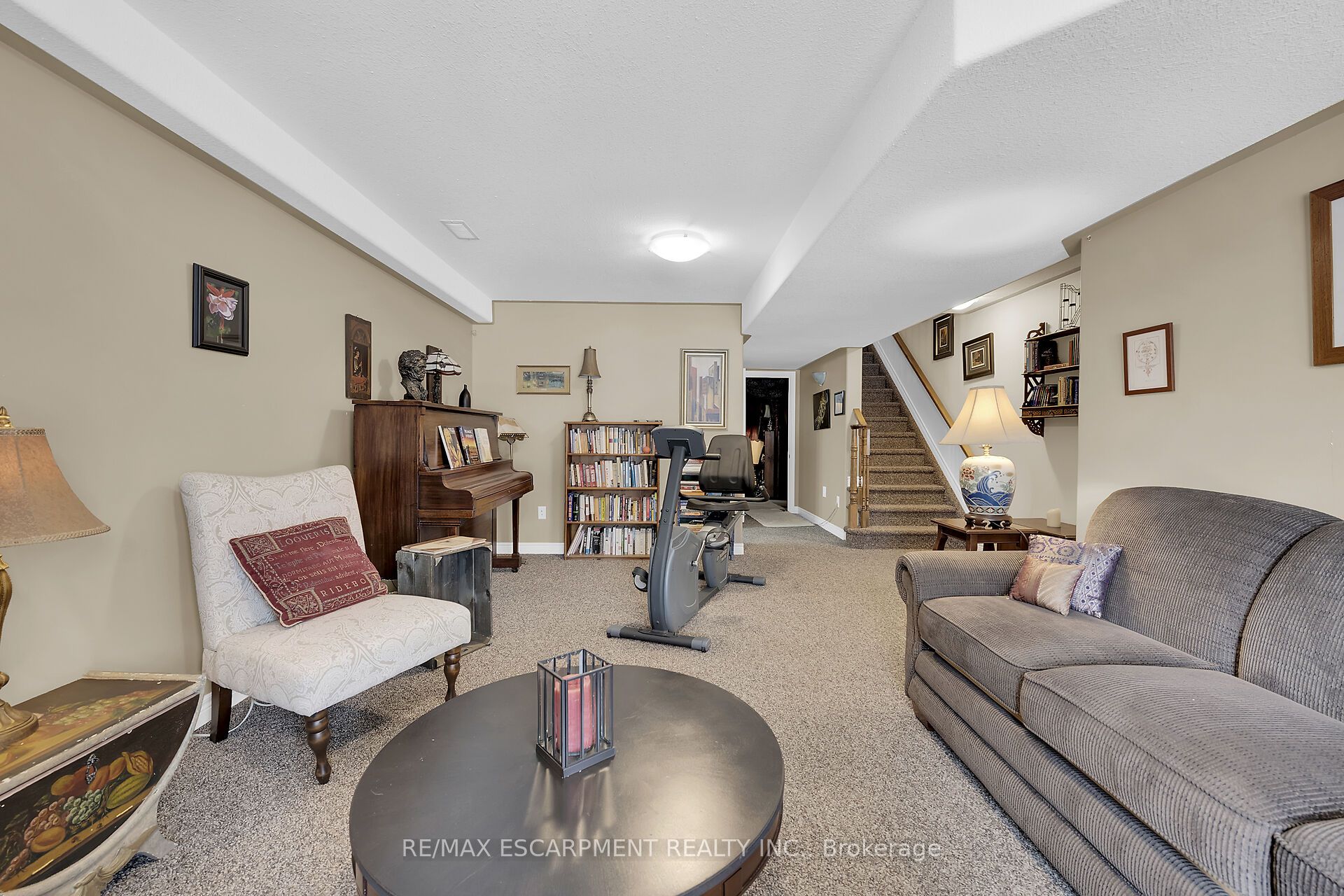 15 Iron Bridge Court Property Photo 31