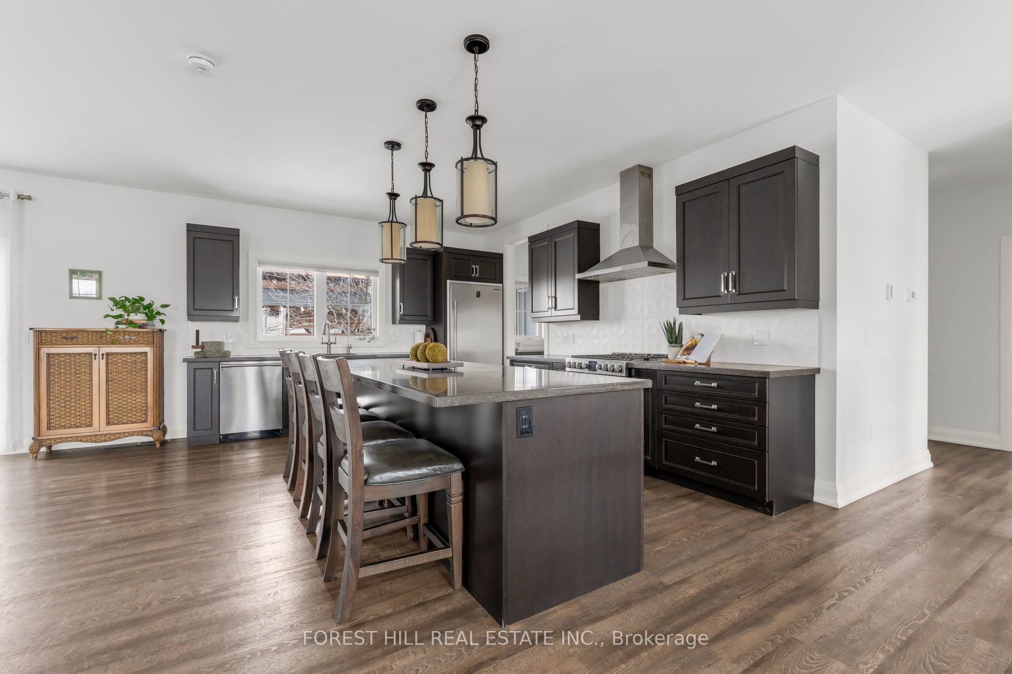 3756 Ninth Street Property Photo 4