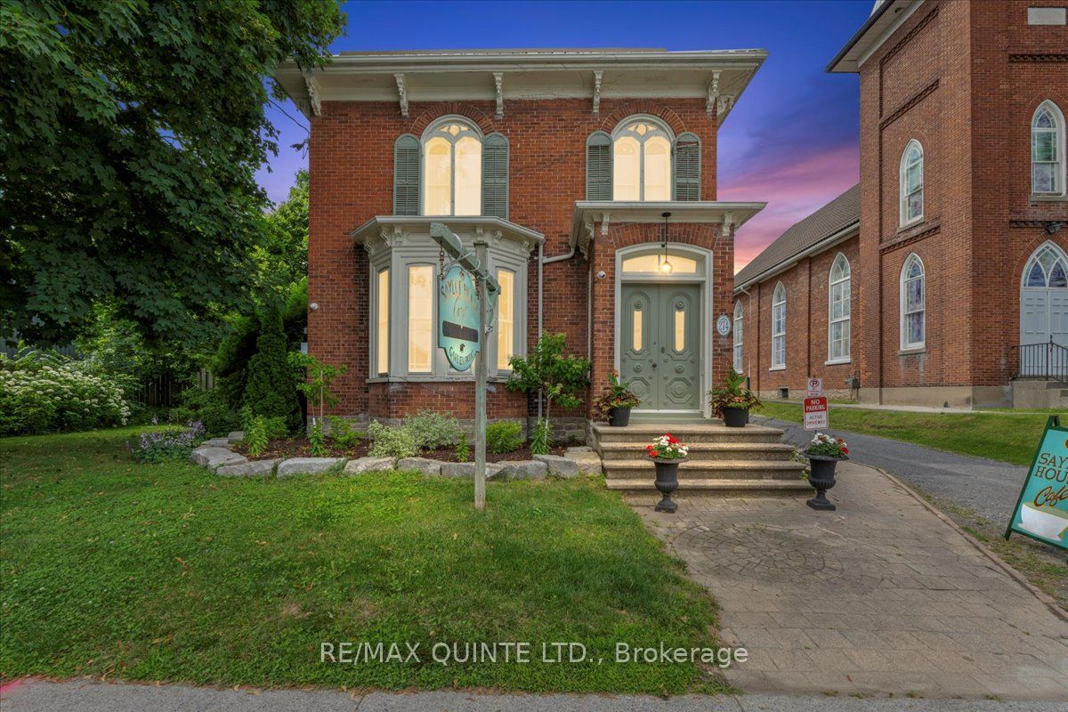 274 Main Street Property Photo