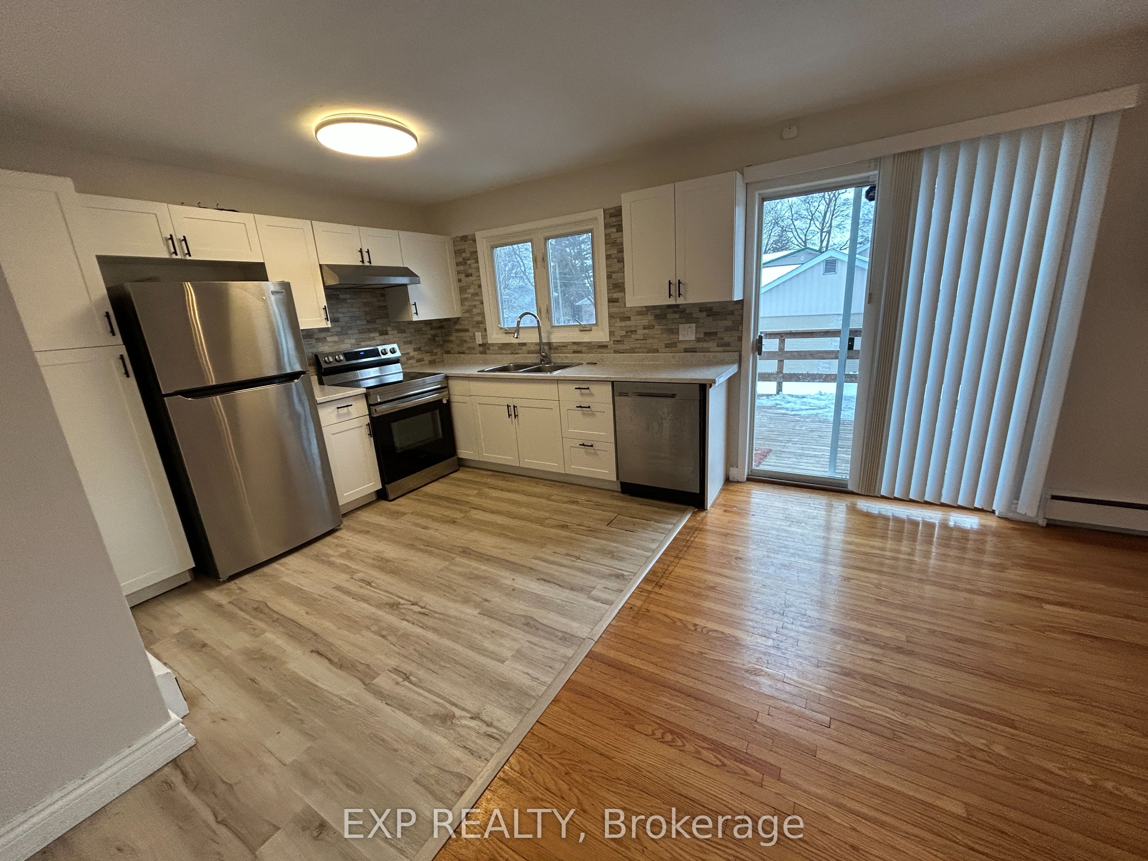 24 Oxford Avenue Property Photo 2