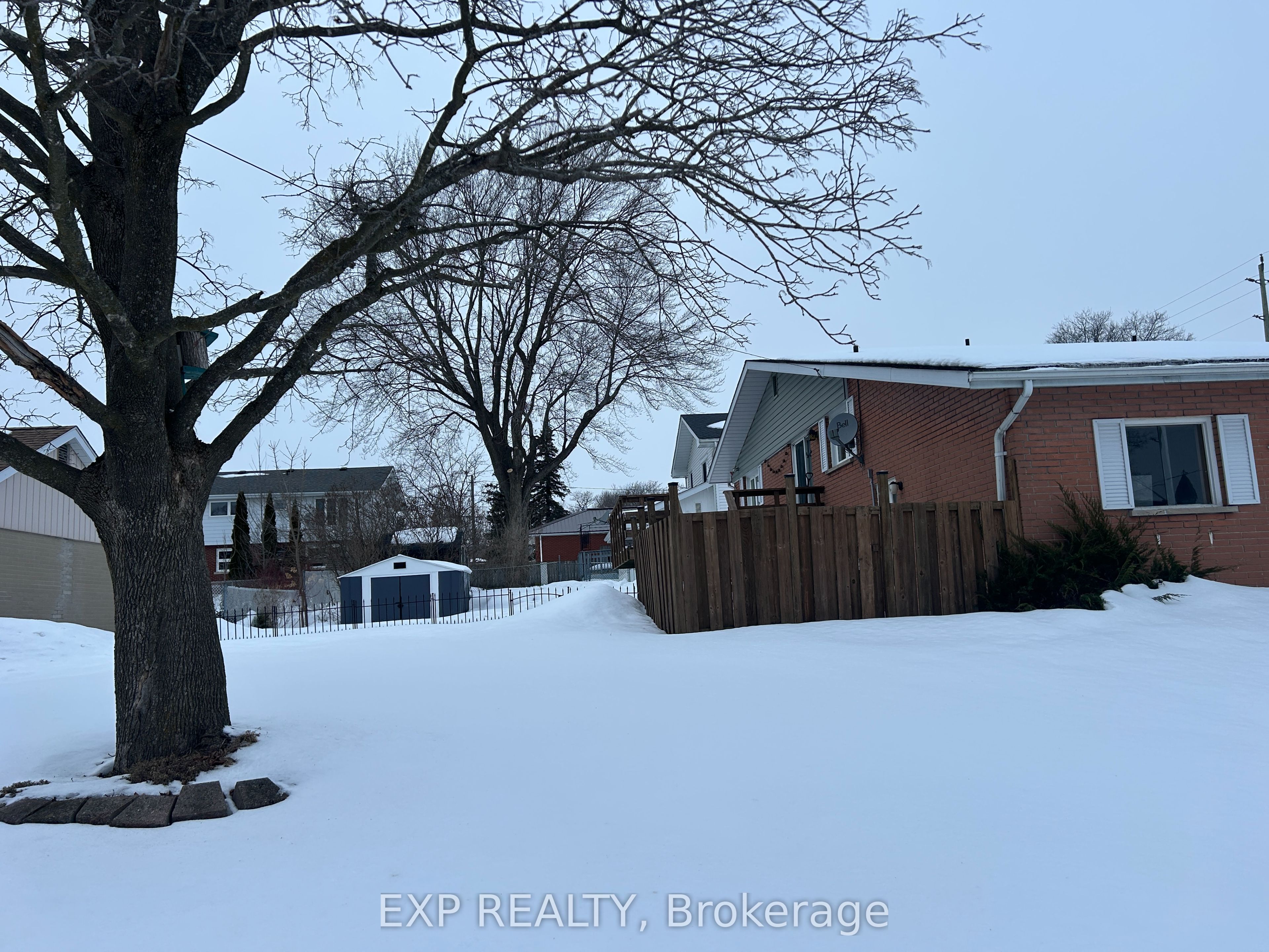 24 Oxford Avenue Property Photo 22