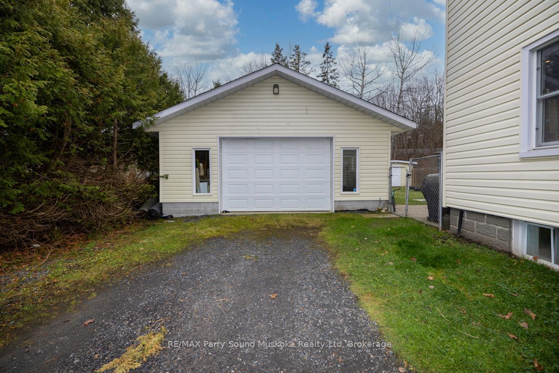 8 Meadow Street Property Photo 2