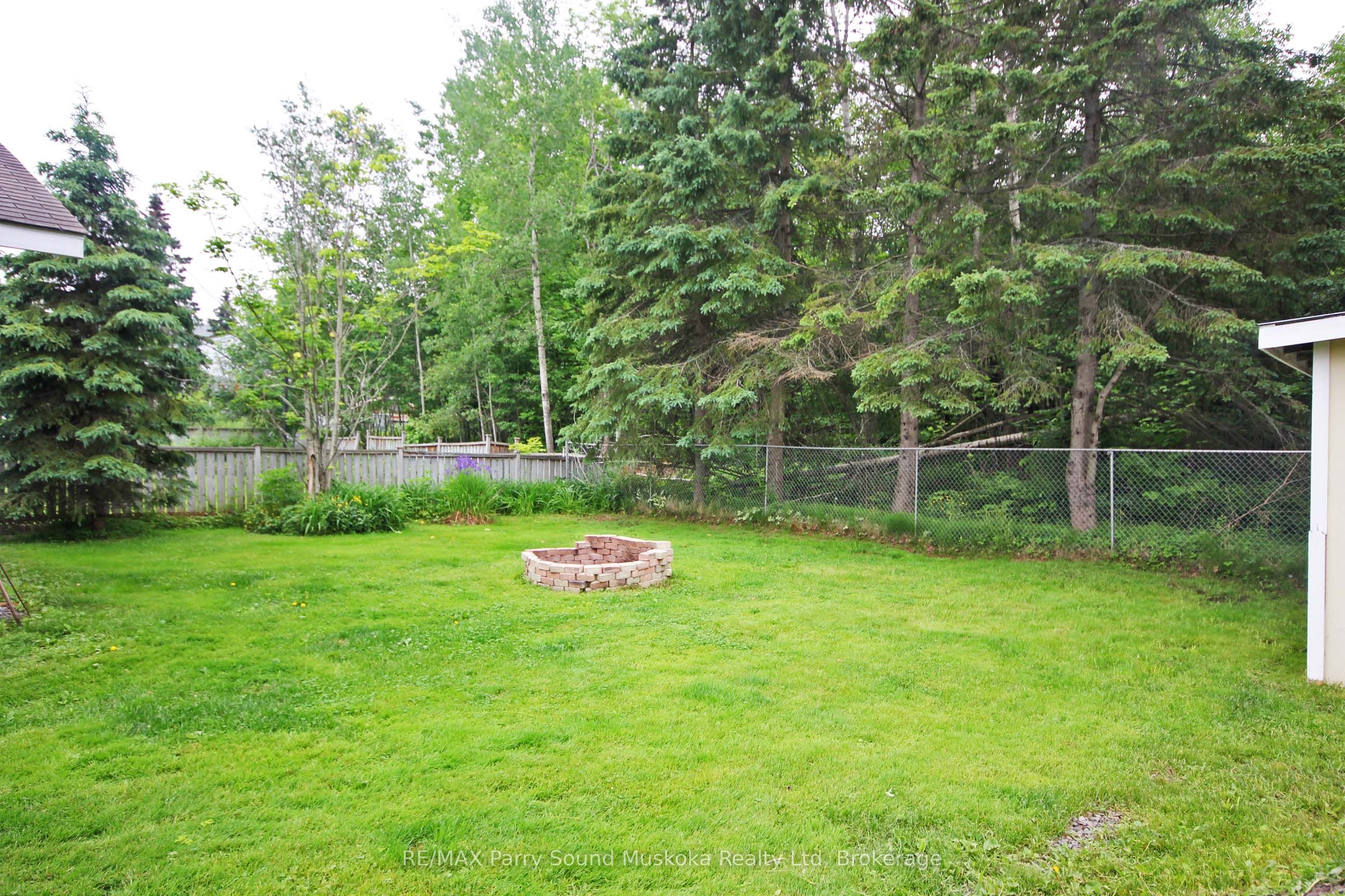 8 Meadow Street Property Photo 6