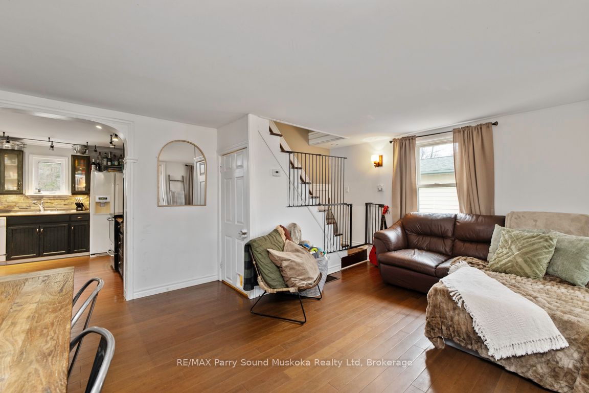 8 Meadow Street Property Photo 9