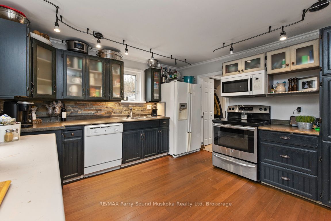 8 Meadow Street Property Photo 14