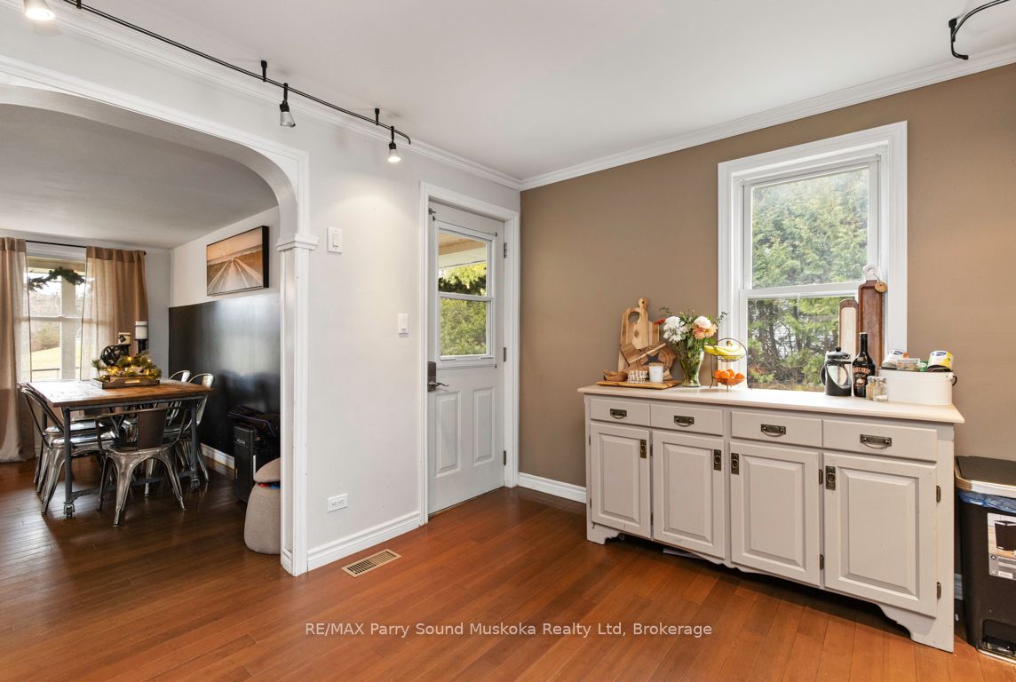 8 Meadow Street Property Photo 16