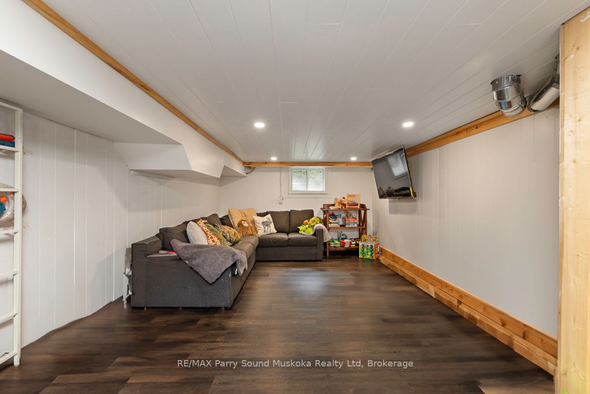 8 Meadow Street Property Photo 26