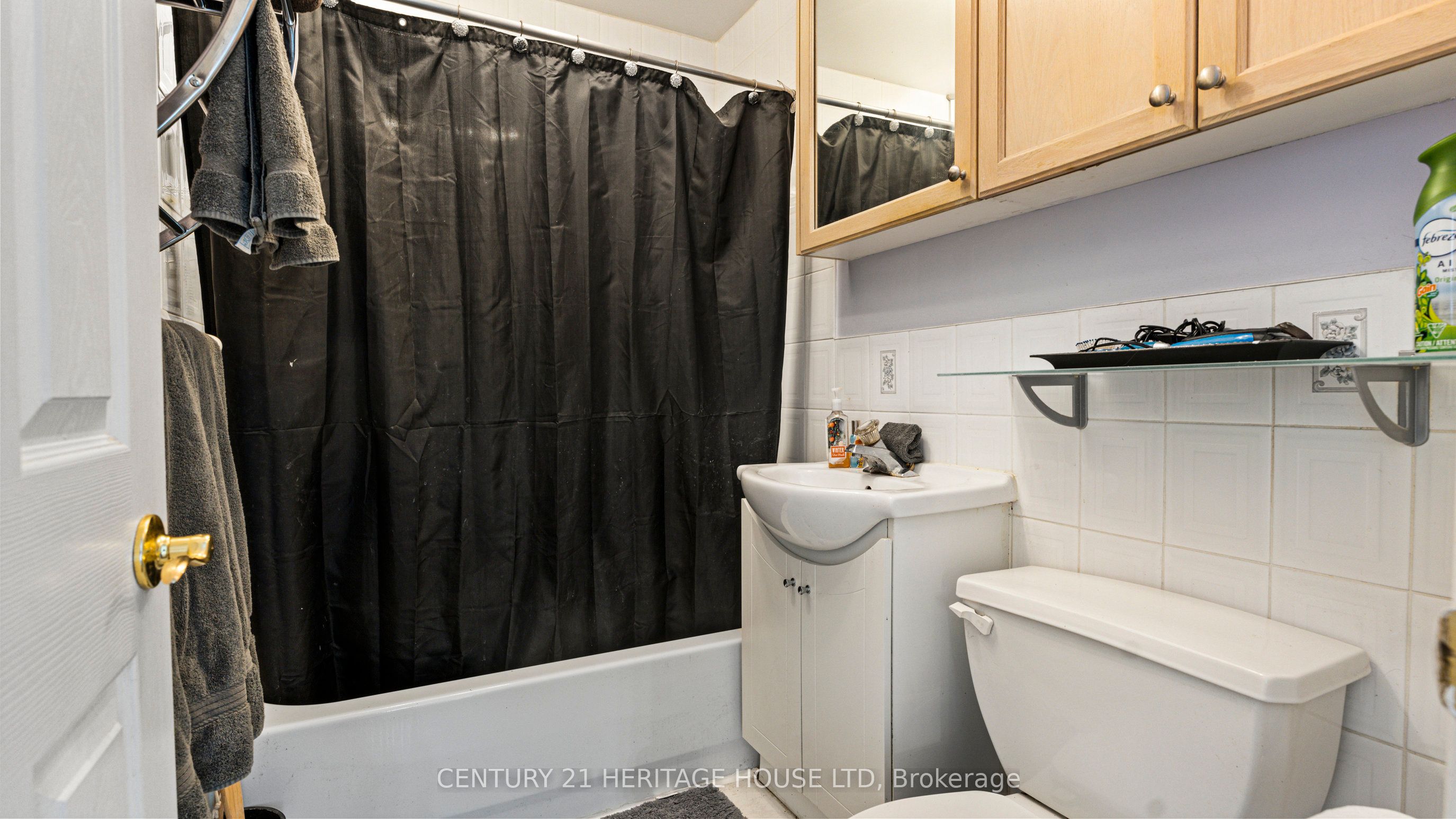 293 Mohawk Road E 501 Property Photo 18