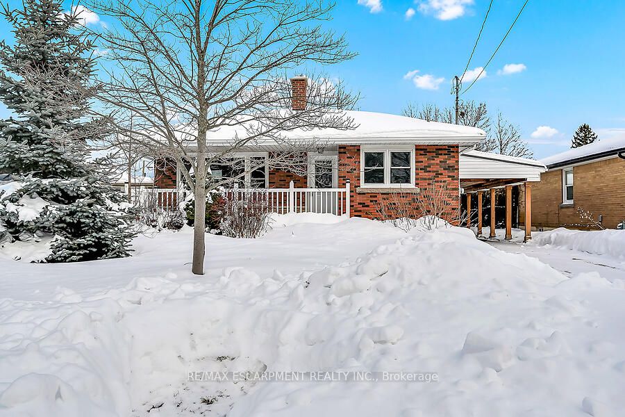 105 Kings Forest Drive Property Photo 1