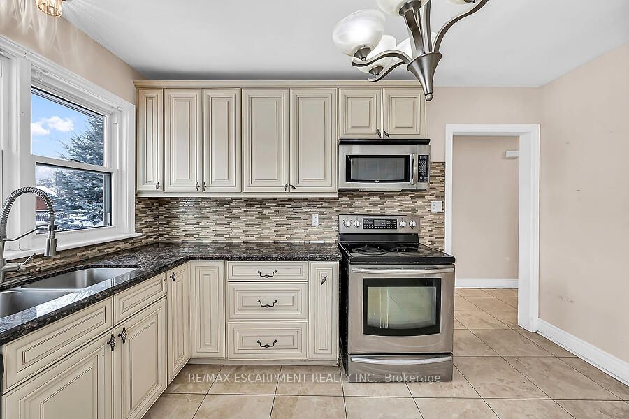 105 Kings Forest Drive Property Photo 11