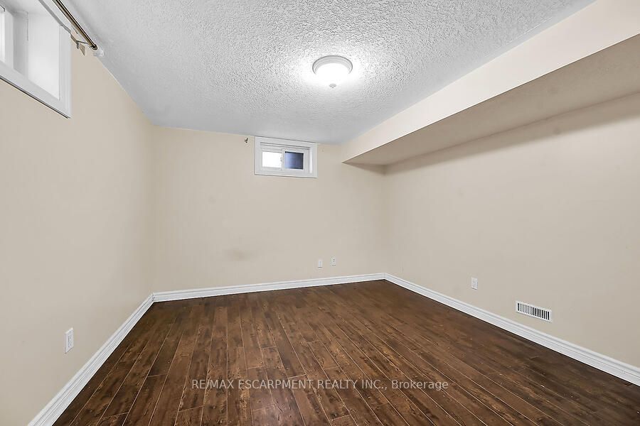 105 Kings Forest Drive Property Photo 31