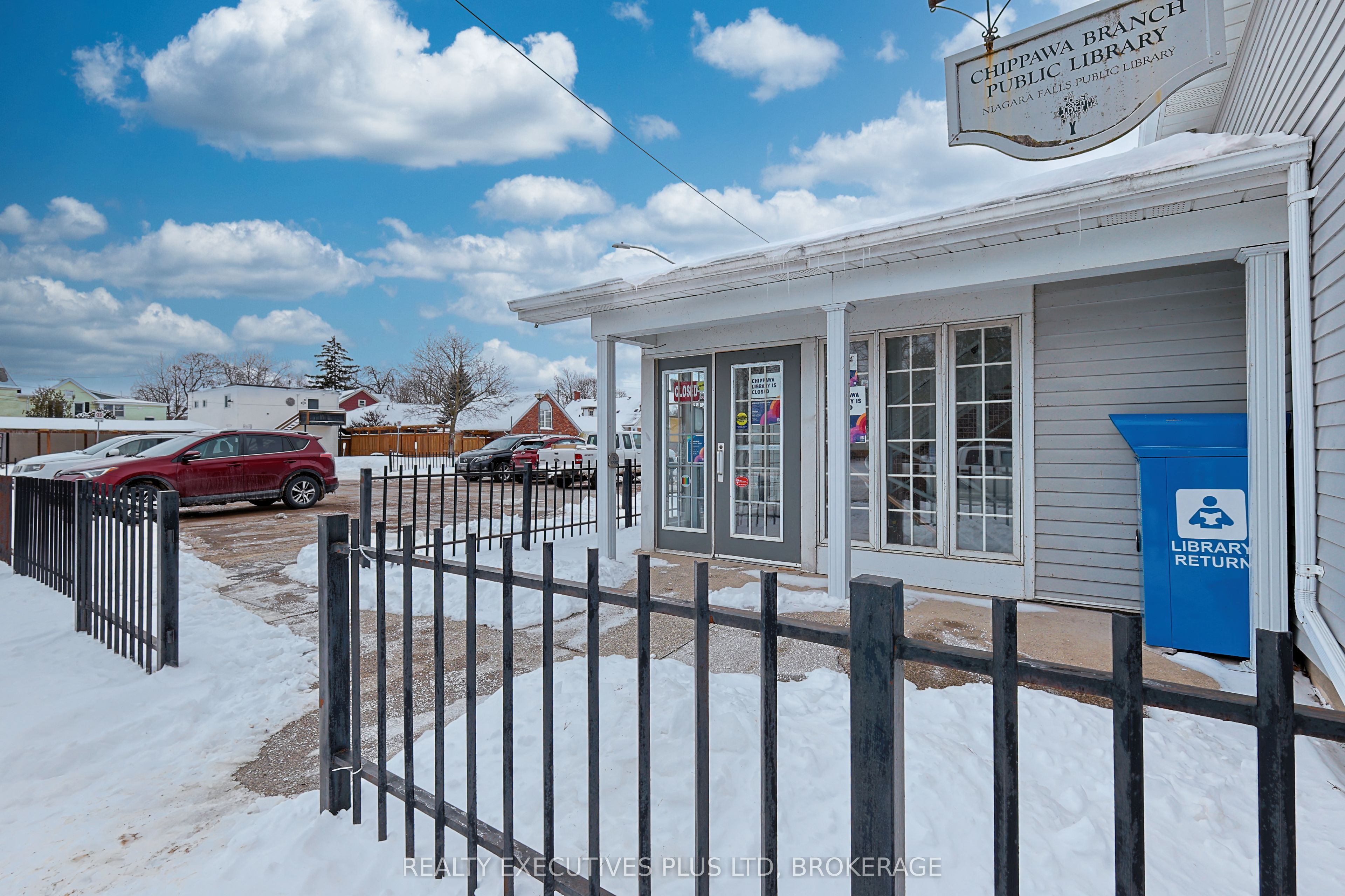 3763 Main Street Property Photo 1