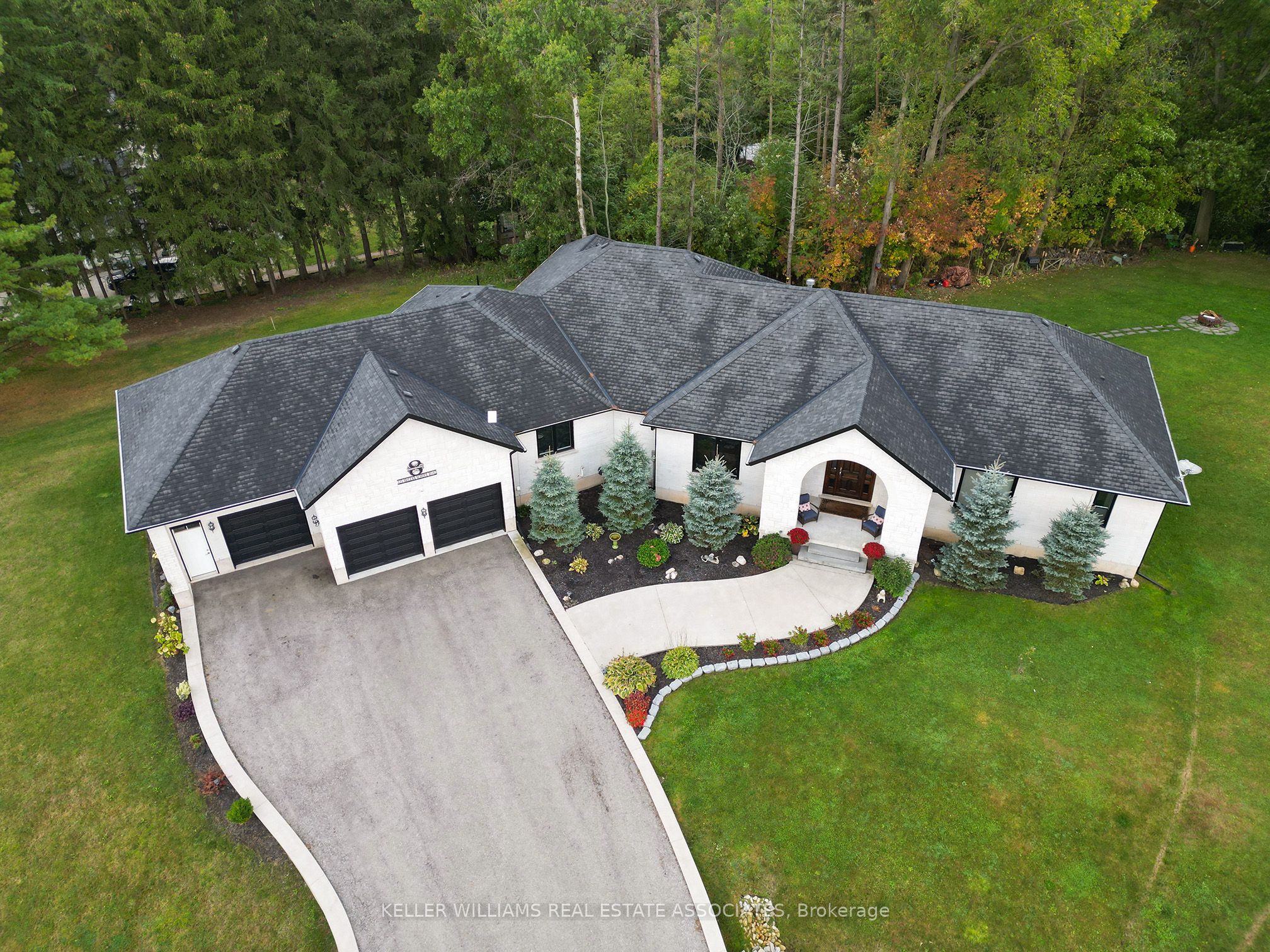 325 Mclean School Rd Property Photo