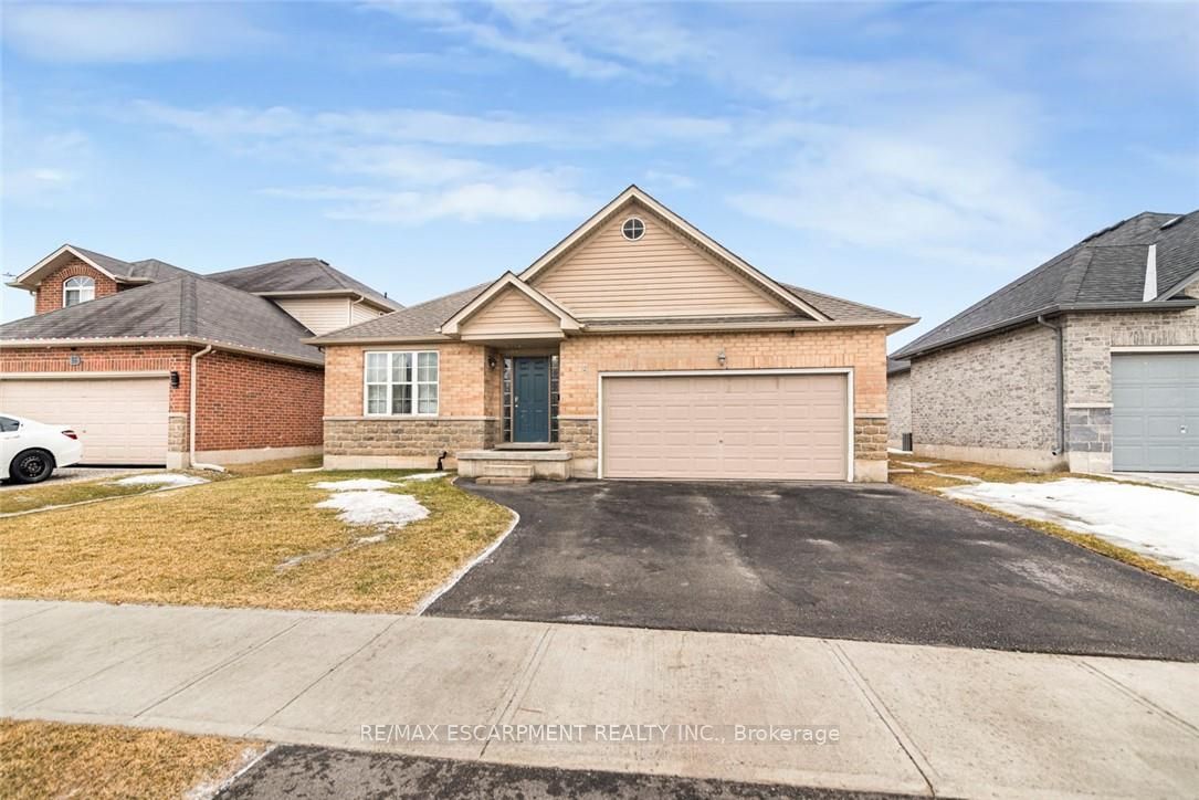 18 Hudson Dr Property Photo