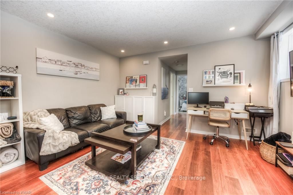 #d - 246 Westmeadow Drive Property Photo 16