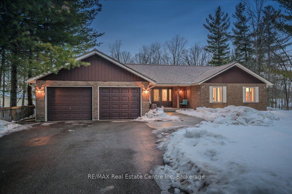 6108 4 Line E Property Photo