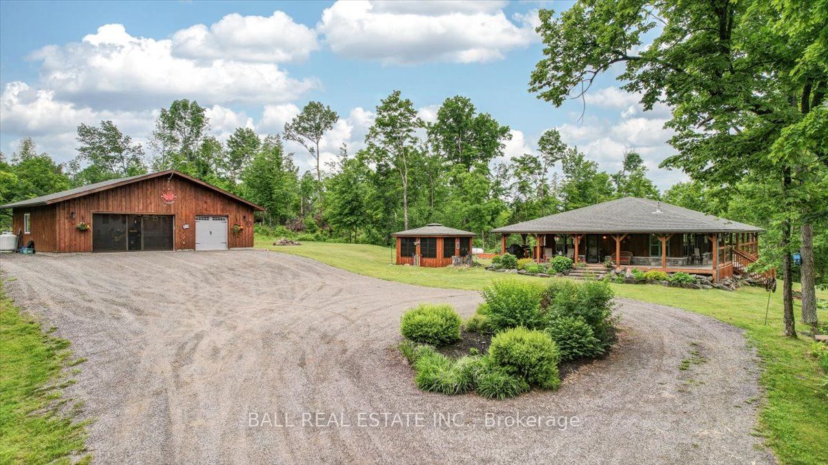 944 Steenburg Lake Road Property Photo