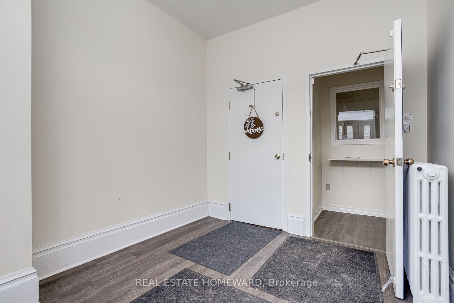 319 Division Street Property Photo 5
