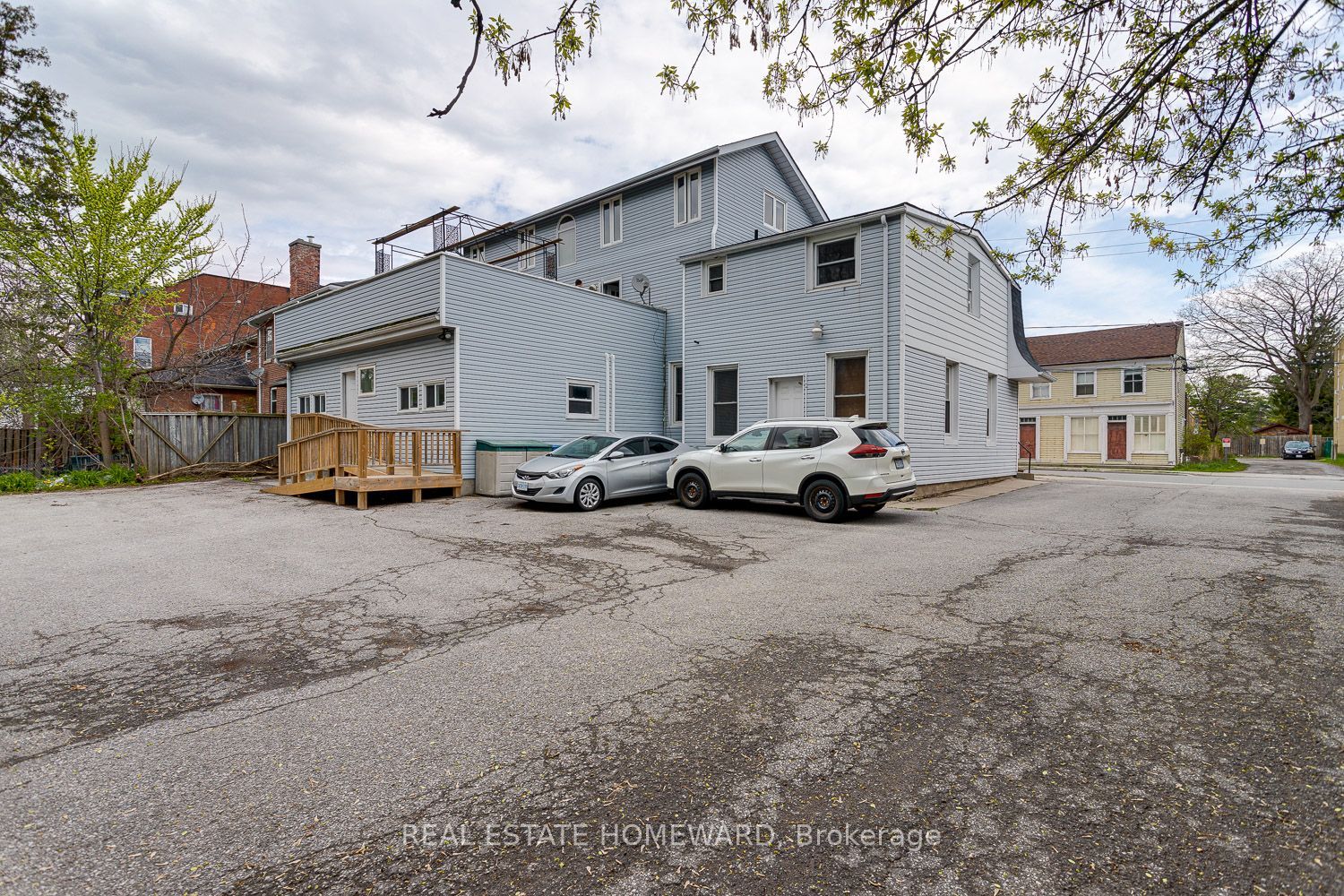319 Division Street Property Photo 25