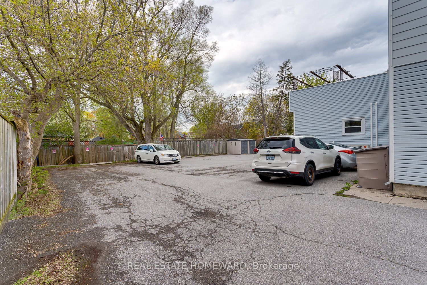 319 Division Street Property Photo 26