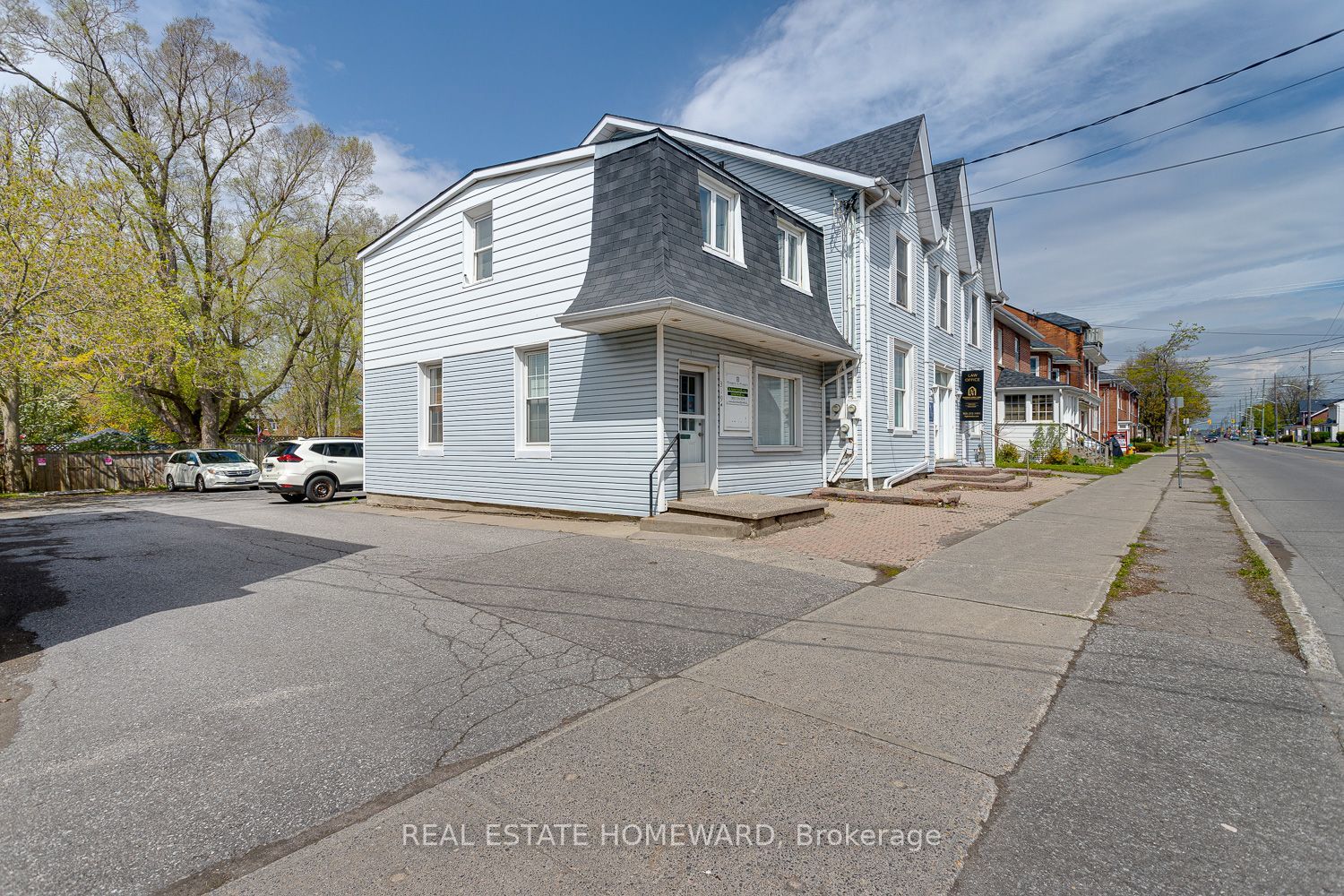 319 Division Street Property Photo 29