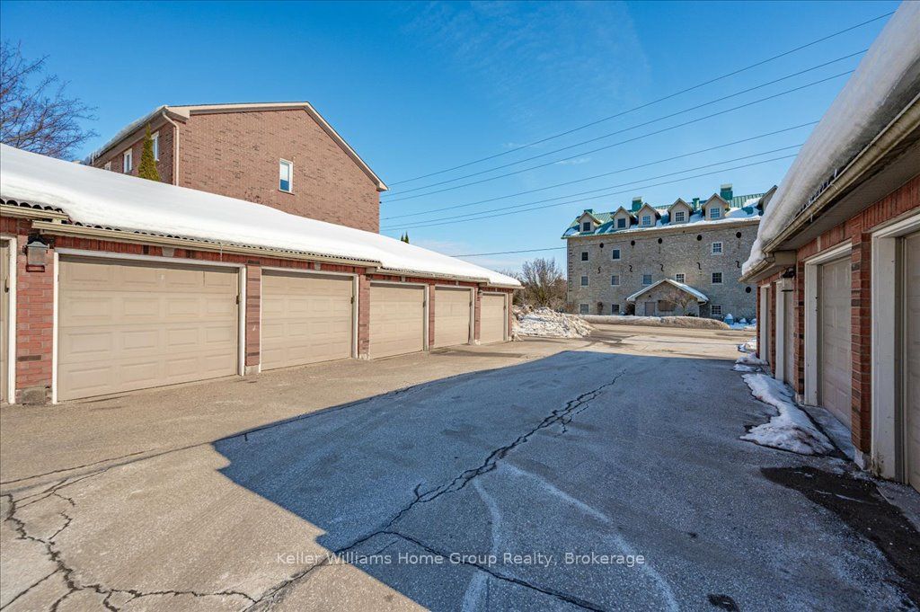 478 St Andrew Street E 309 Property Photo 27