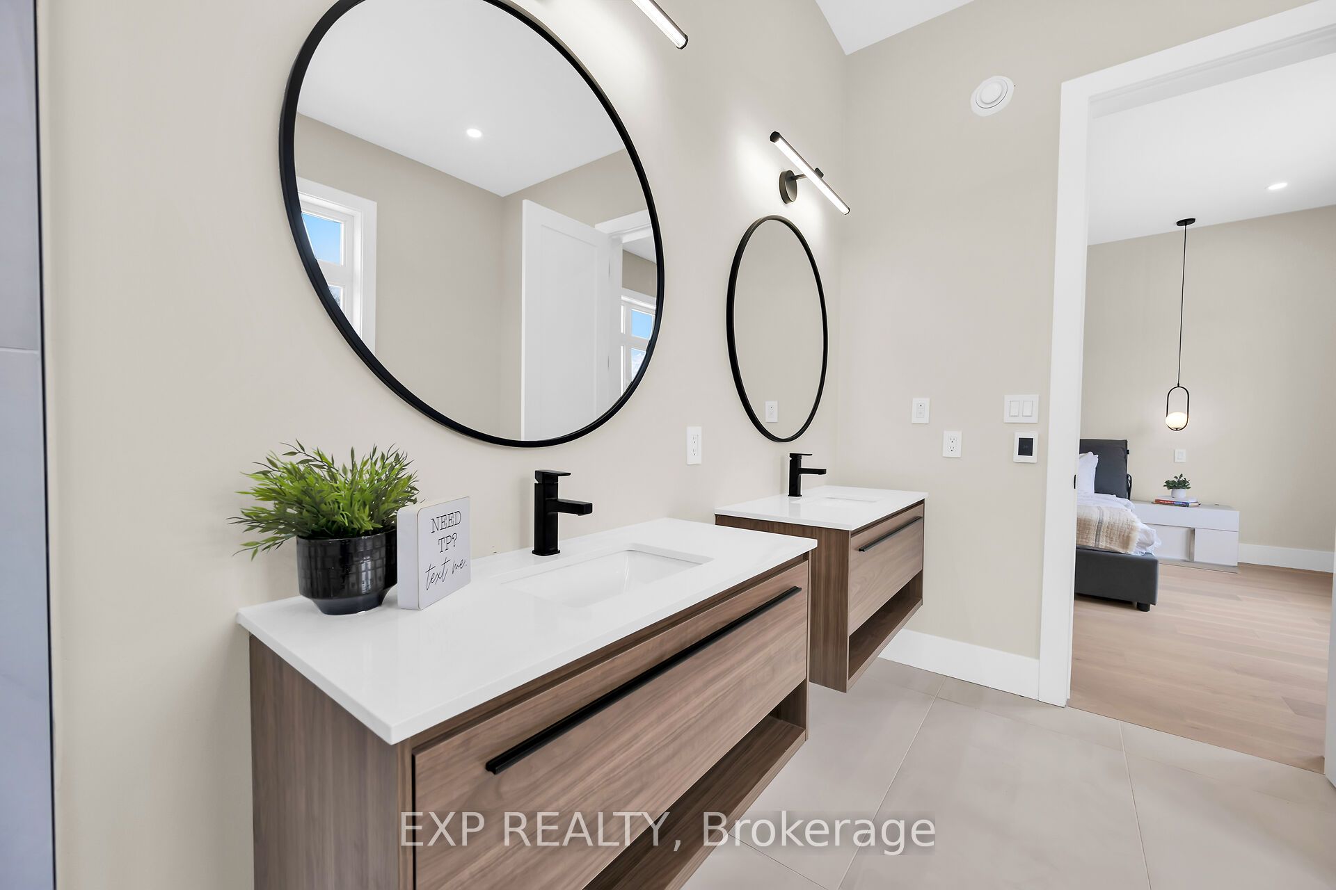 2468 Cockshutt Road S Property Photo 22