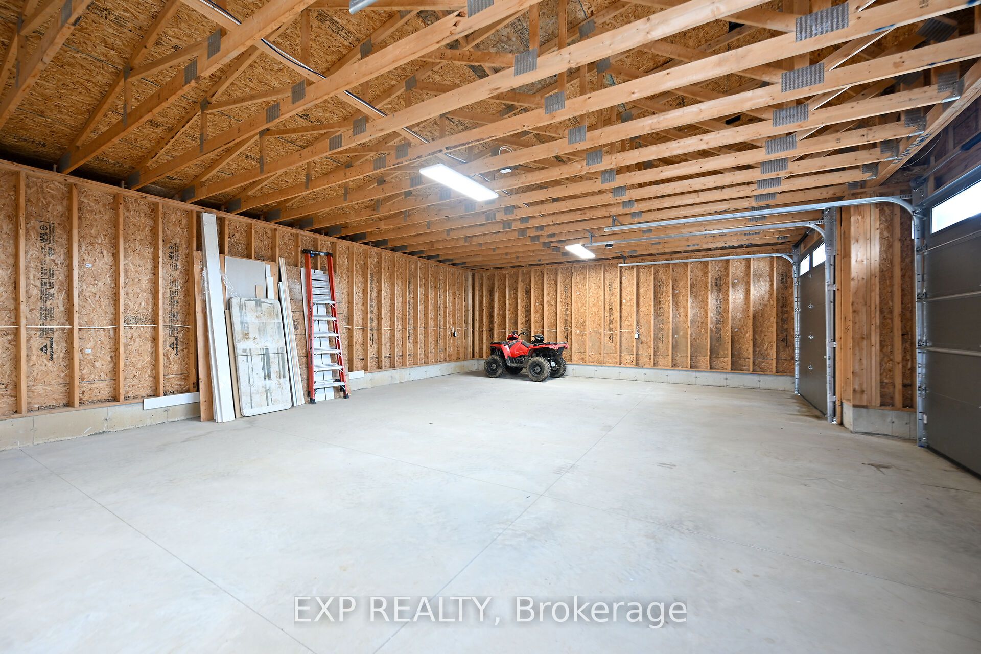 2468 Cockshutt Road S Property Photo 43