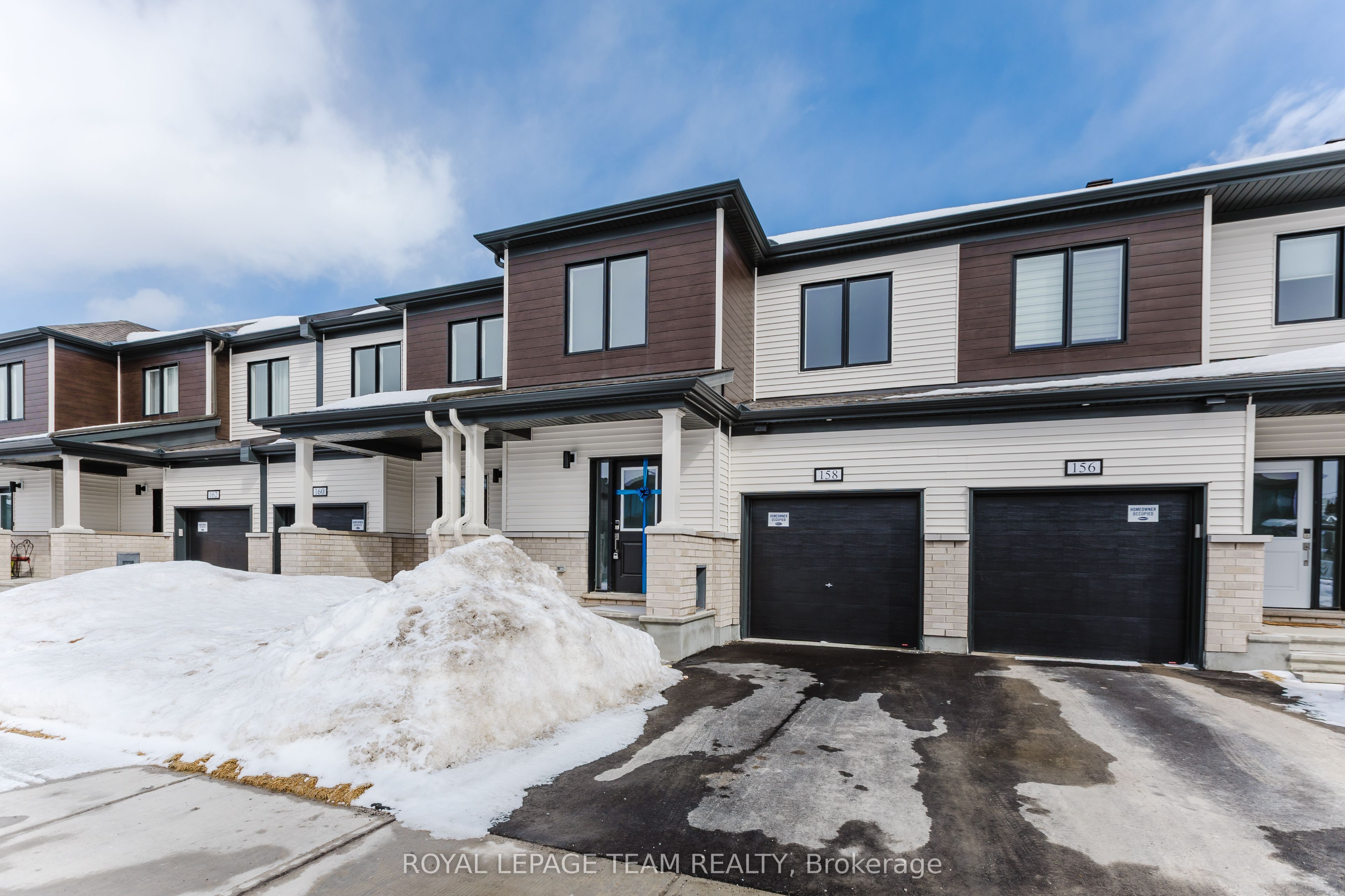 158 Robert Perry Street Property Photo
