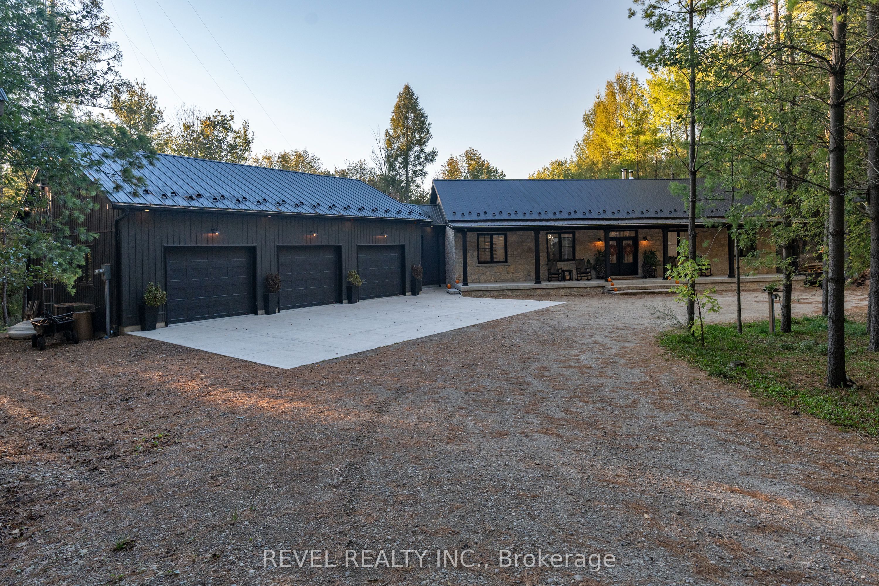 7404 Wellington Road 11 Road Property Photo