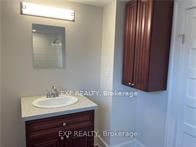 165 Queen Street Property Photo 9