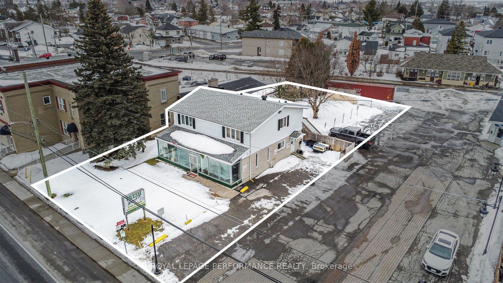 #main Floor - 711 Principale Street Property Photo