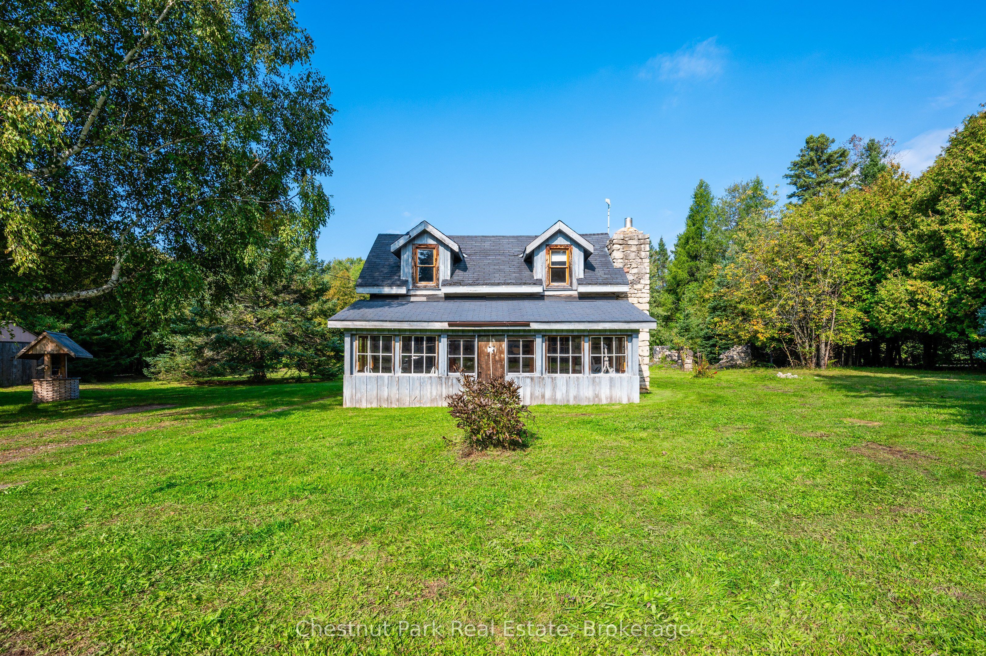 443 Centre Diagonal Road Property Photo 6