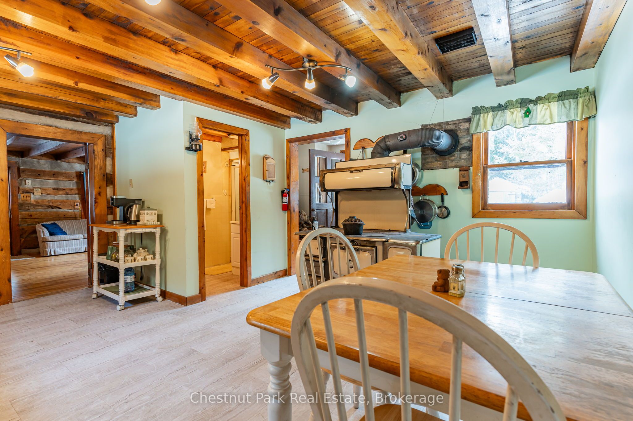 443 Centre Diagonal Road Property Photo 12