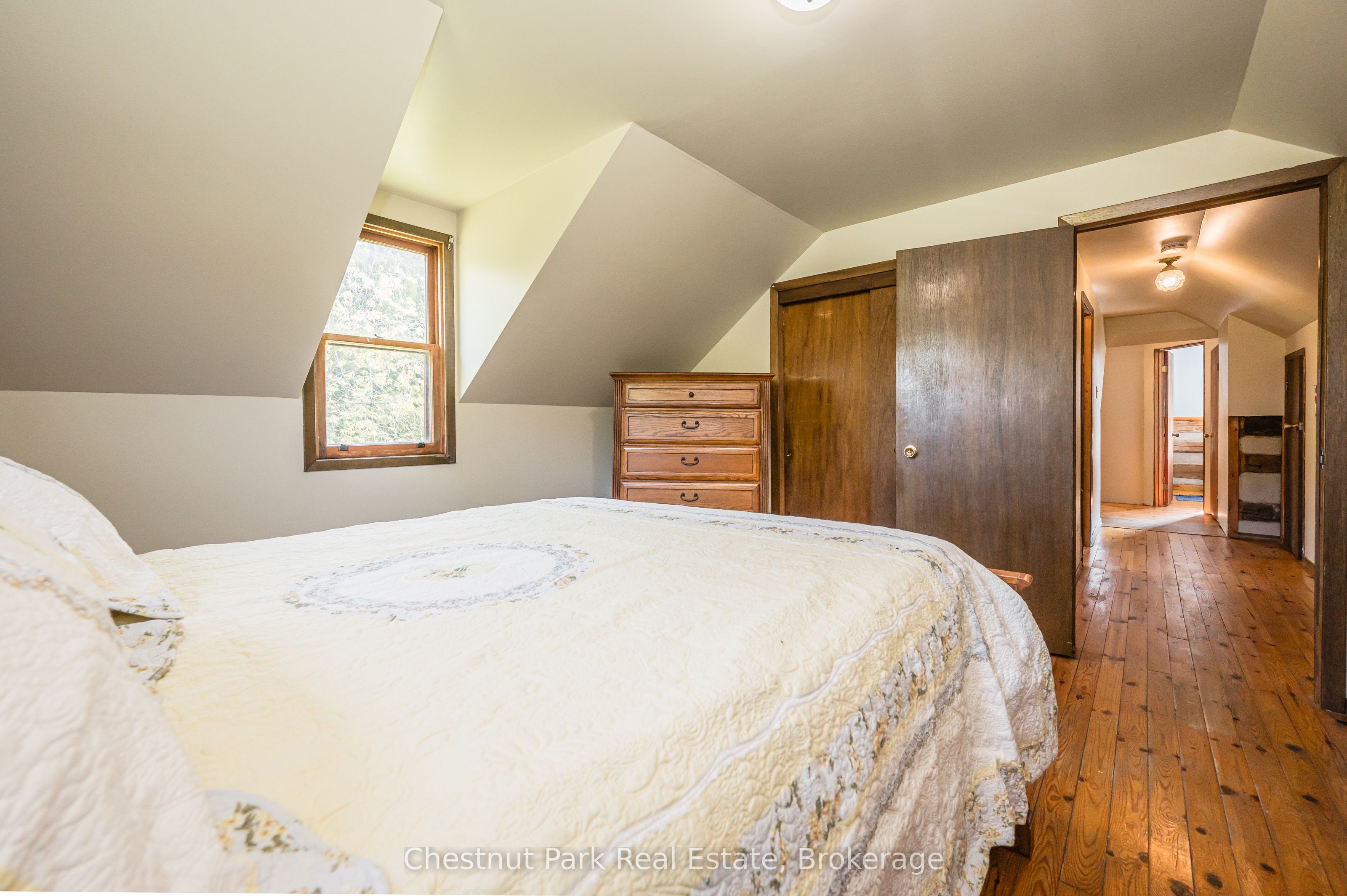 443 Centre Diagonal Road Property Photo 23