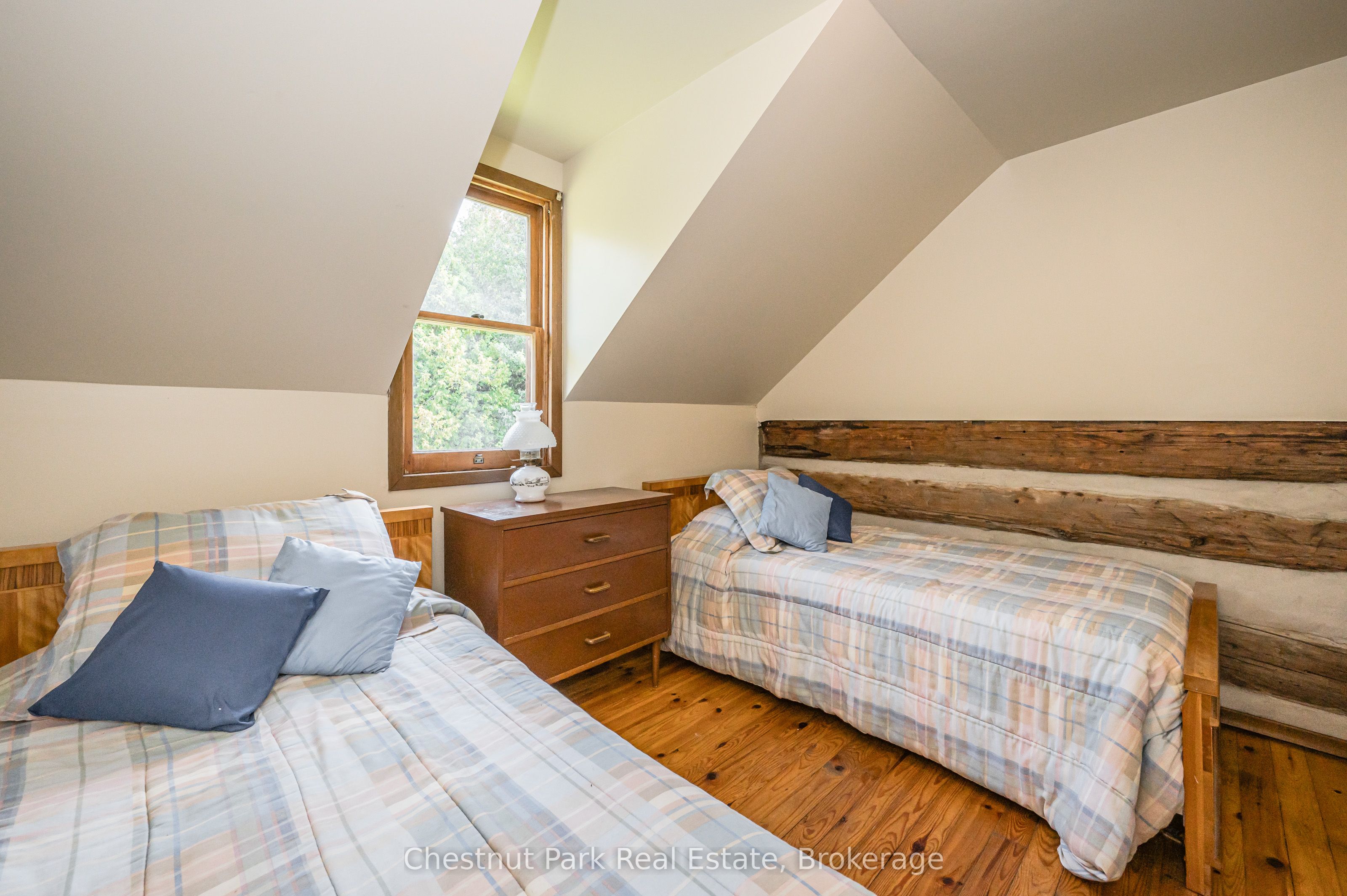 443 Centre Diagonal Road Property Photo 26